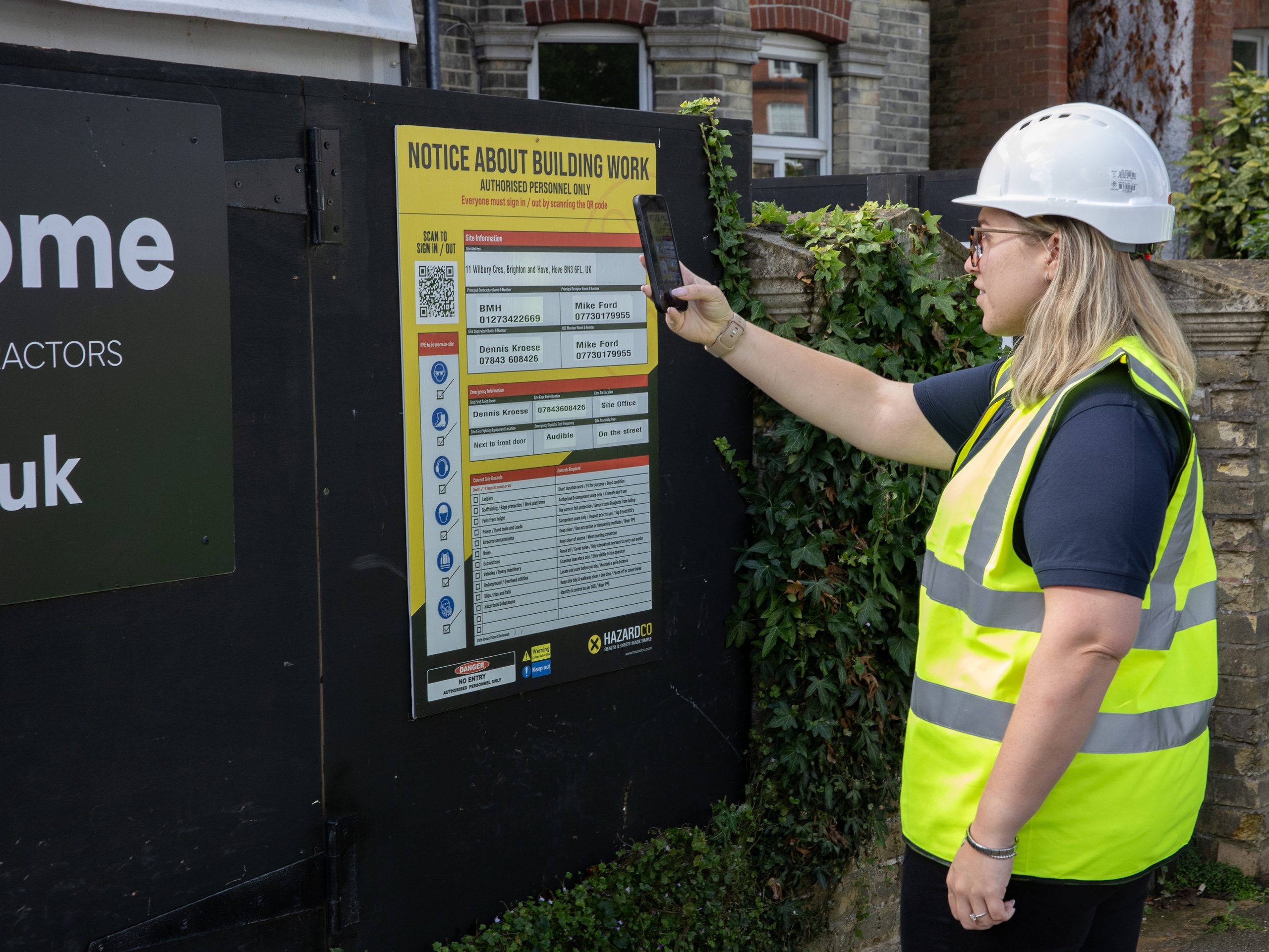Construction worker scanning into a HazardCo site - UK